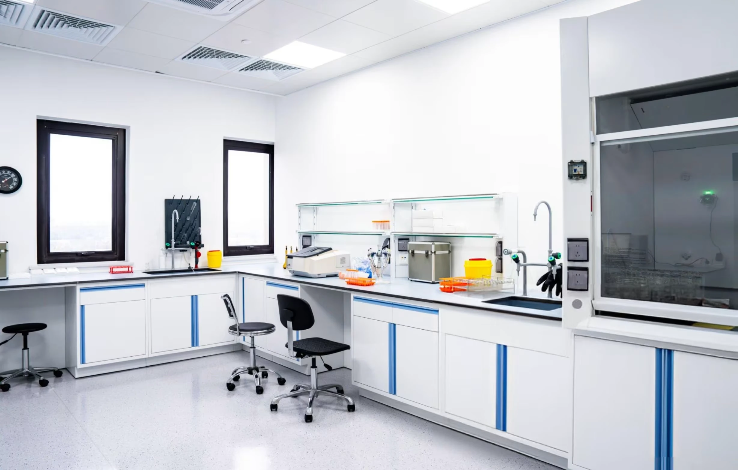 Sustainable and Eco-friendly Laboratory Furniture Designs