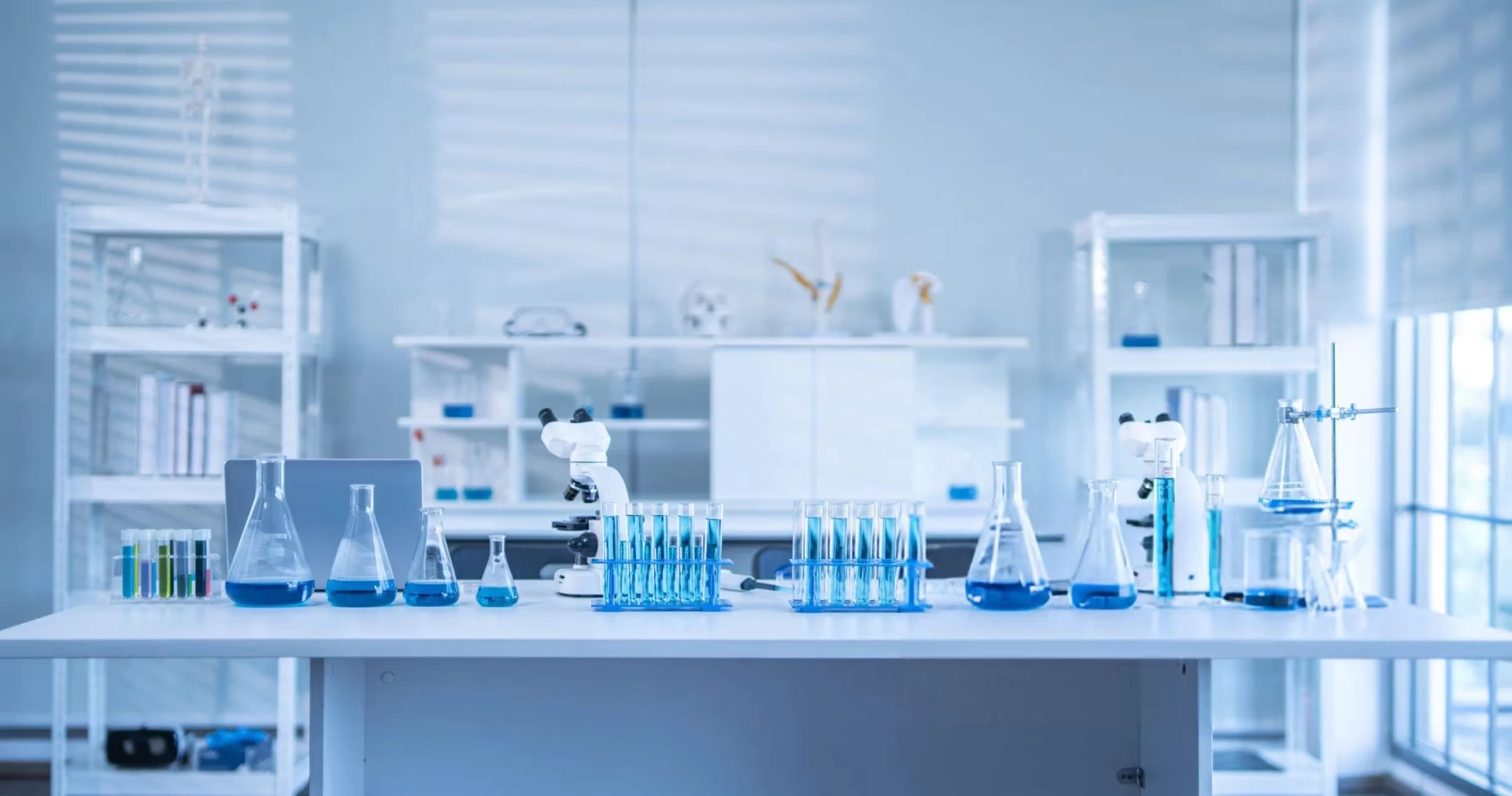 Advanced Laboratory Table Configurations