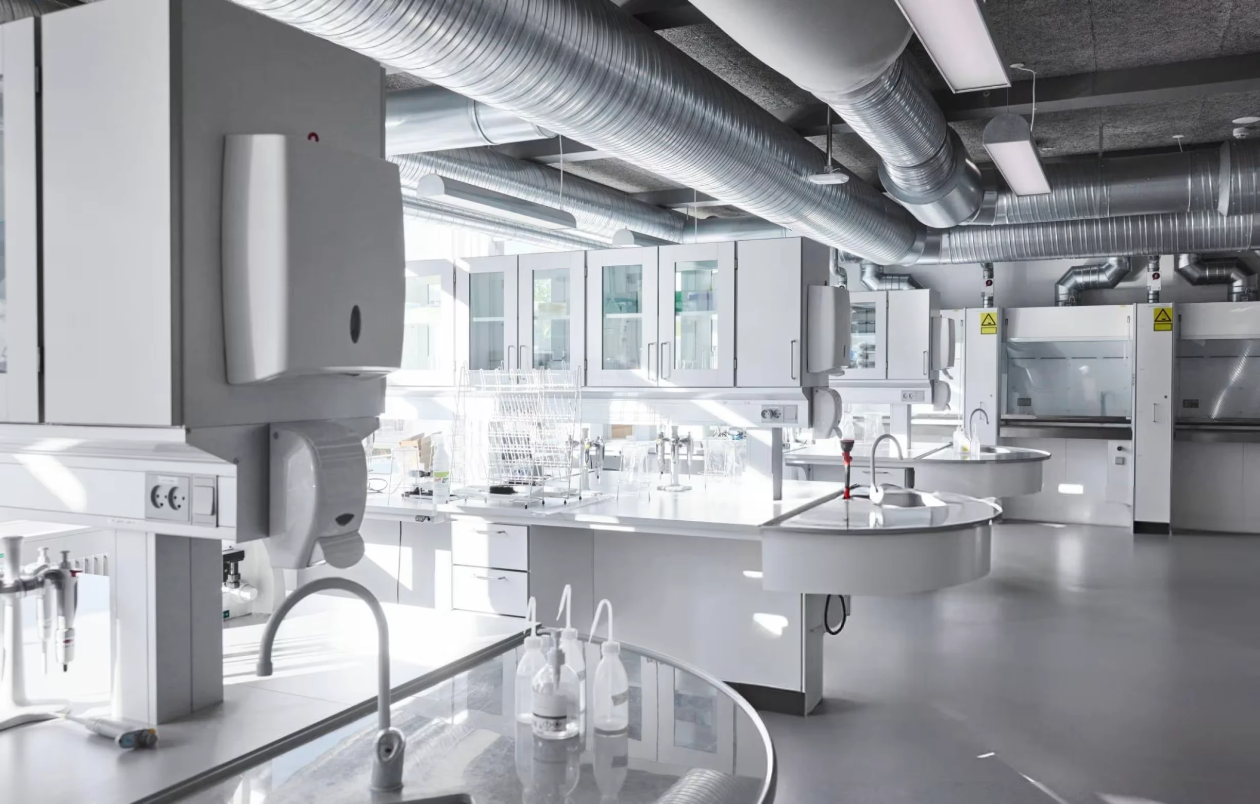 Strategic Laboratory Furniture Design for Comprehensive Scientific Workspace Management