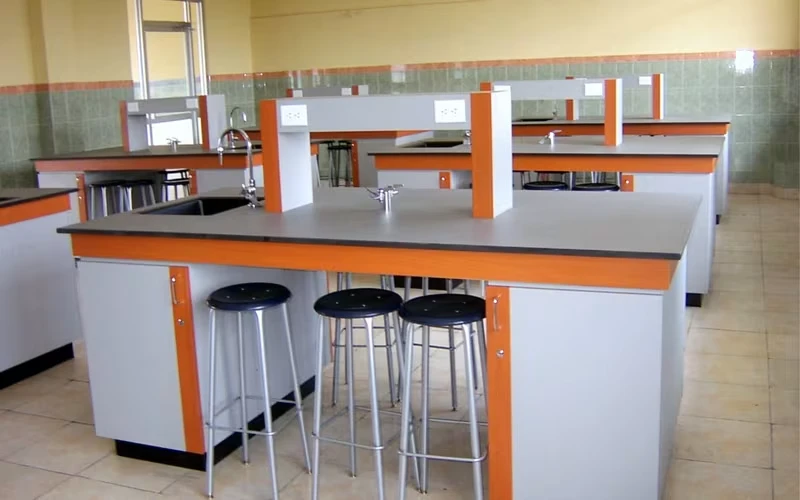 Modular Plastic Laboratory Furniture - Flexible Scientific Equipment Solutions